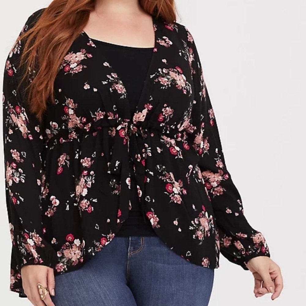 Torrid Floral Tie Front Blouse